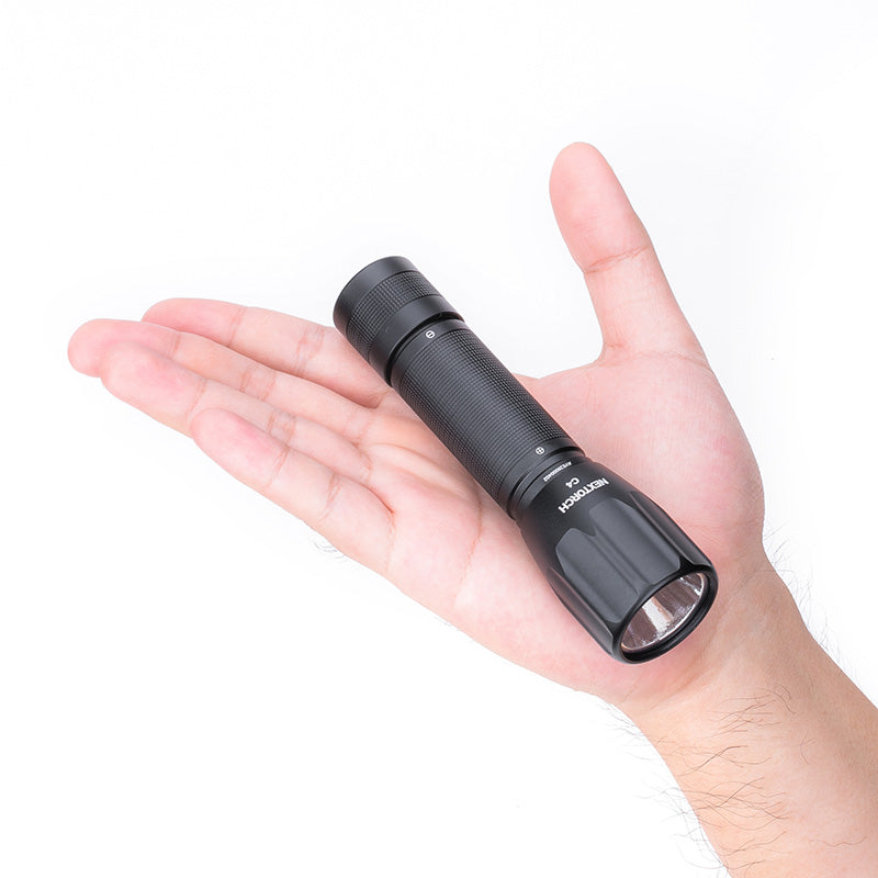 Carica immagine in Galleria Viewer, nextorch c4 ricaricabile 700 lumens led 
