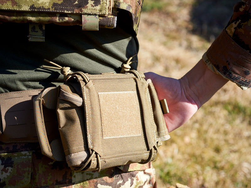 Load image into Gallery viewer, IFAK Medic Pouch MOLLE 
