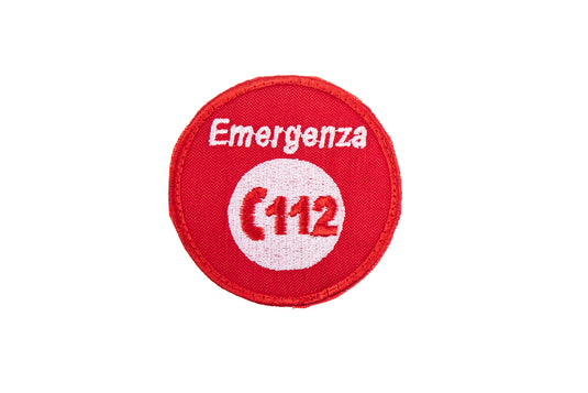 patch ricamata rotonda112 EMERGENZA fondo rosso 