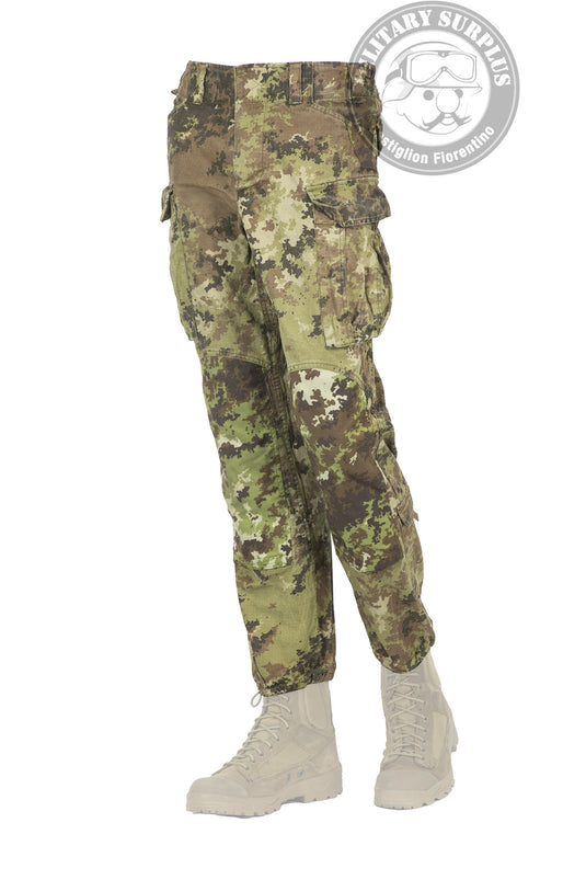 Pantaloni da combattimento esercito italiano, paracadutisti, usati modello soldato futuro. 