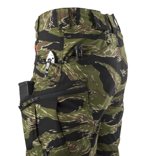 Load image into Gallery viewer, UTP® (urban tactical pants®) - ripstop elasticizzato in policotone NERO 
