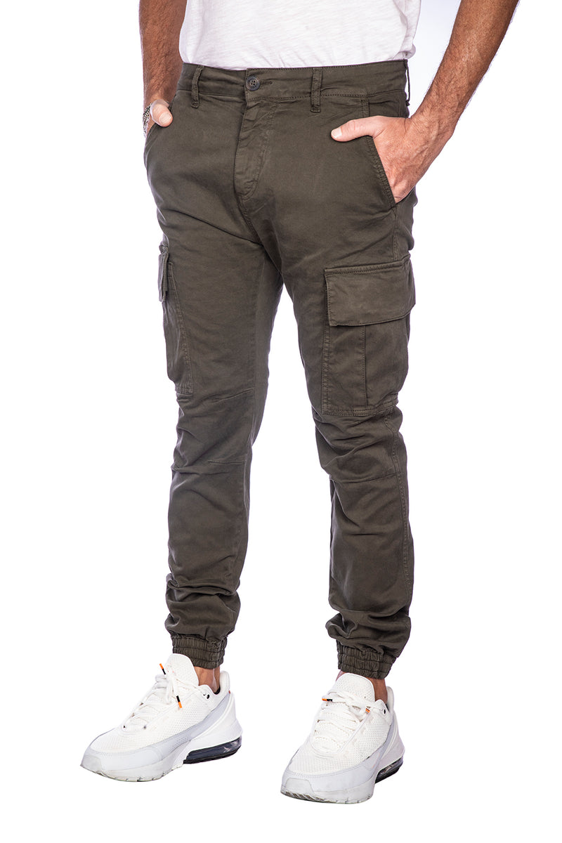 Load image into Gallery viewer, Smithy's pantaloni cargo uomo con elastico verde militare 
