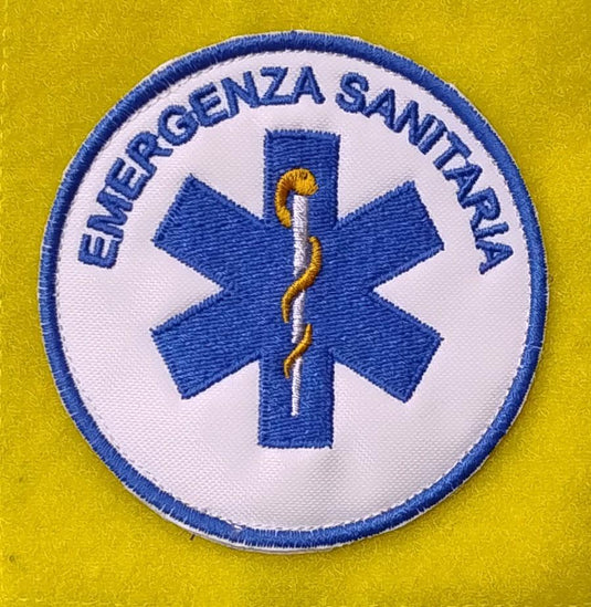 Patch ricamata rotonda EMERGENZA SANITARIA bianca diam. 8cm 