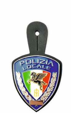 Load image into Gallery viewer, pendiff in pelle con fregio as19 polizia locale 
