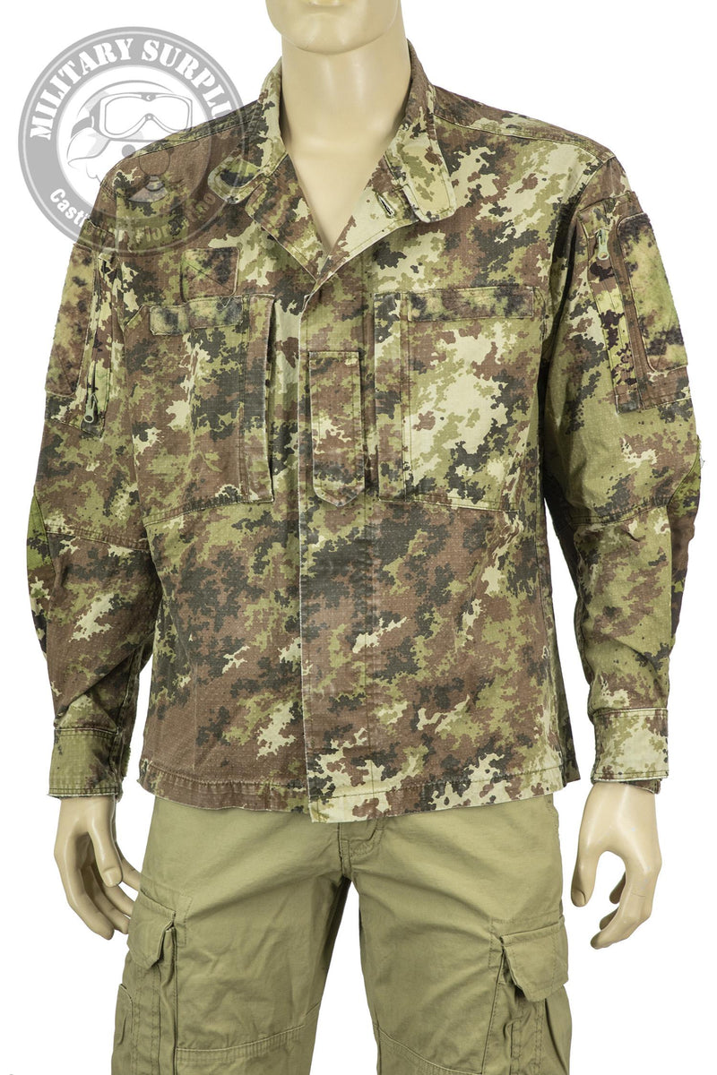 Load image into Gallery viewer, Giacca da combattimento esercito italiano, paracadutisti, usata modello soldato futuro 
